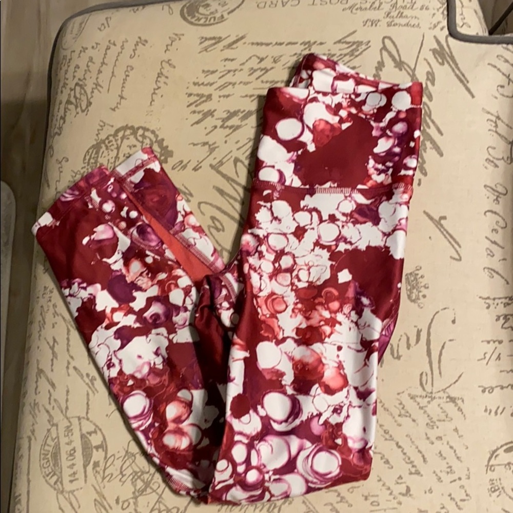 Under armor leggings to mid shin size s